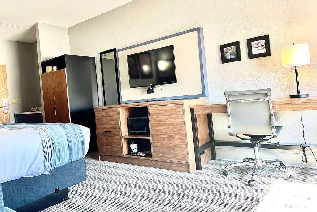 Americinn By Wyndham Branson & Conference Center Room photo